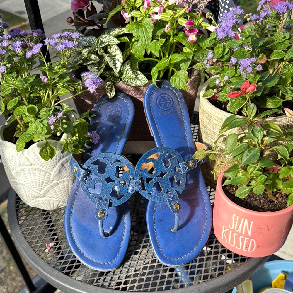 Tory Burch Blue Sandals with Elegant Design